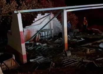 Una fuerte explosión en el paraje San Mateo movilizó a los cuerpos de emergencia.
