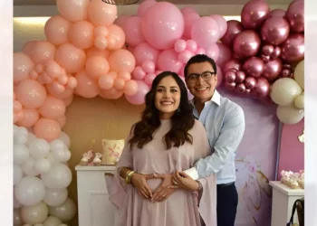 Fotos: Rubén Morales // Valeria compartió la celebración junto al futuro papá, Sebastián García Díaz, recibiendo múltiples muestras de cariño y felicitaciones.