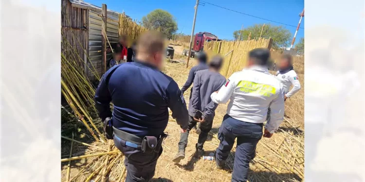 Aseguraron a un hombre de aproximadamente 50 años de edad, como presunto responsable.