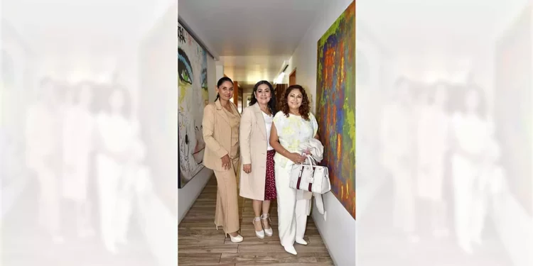 Foto: Rubén Morales // Ana Luisa López, Mayeca Ramos y Cony Hersi compartieron un agradable desayuno.