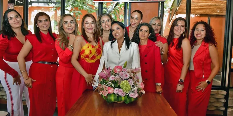 Fotos: Rubén Morales // Dulce María Palacios celebró su cumpleaños rodeada de familiares y amigas,