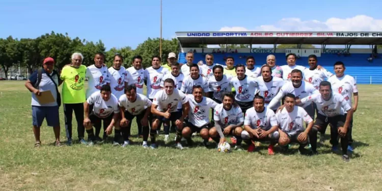 El Chilar se coronó campeón del Torneo de Veteranos en Bajos de Chila.