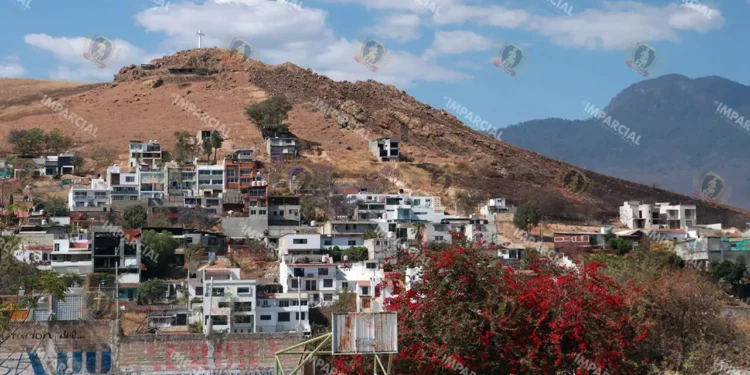 Foto: Archivo El Imparcial // Invasión a la reserva natural del Cerro del Crestón.
