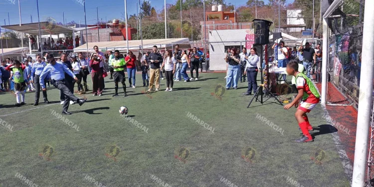 Fotos: Leobardo García Reyes // Arrancó la etapa municipal del Futbolito: los partidos se desarrollarán en las instalaciones de Río 7.