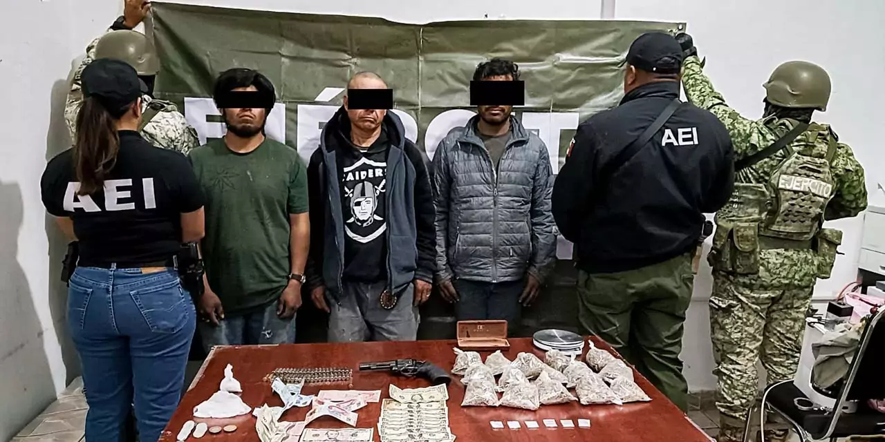 Los tres detenidos fueron presentados ante el ministerio público.