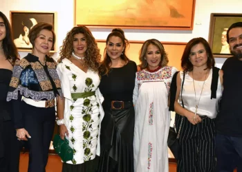 La exposición se presenta en el Espacio Cultural del Instituto de Ciencias Jurídicas de Oaxaca.