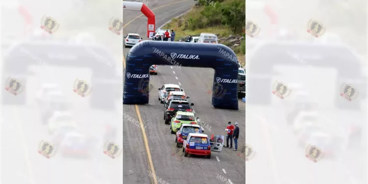 Foto: Leobardo García Reyes // Ya preparan el Rally de la Cañada.