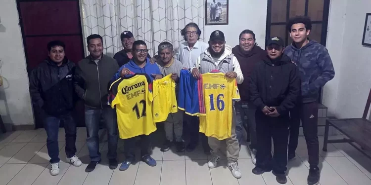 Equipos finalistas de Liga Mayor A de El Mejor Futbol de Oaxaca, fueron premiados.