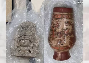 Foto: INAH // Entre las piezas destaca una urna funeraria zapoteca.
