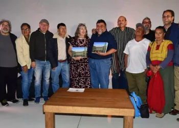 La presentación del libro Endemismo. Arte contemporáneo y la biósfera de Oaxaca se presentó en el MACCO.