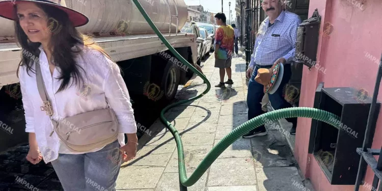 Foto: Archivo El Imparcial // Piperos continúan como sustento del abasto de agua en la ciudad.