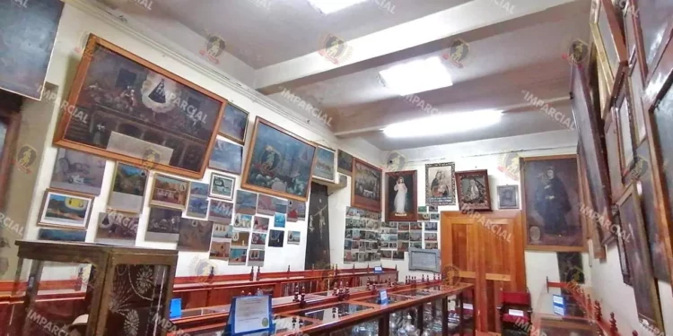 Foto: Archivo El Imparcial // En el museo de la Basílica Menor de la Soledad hay una amplia colección de exvotos de diversas épocas.