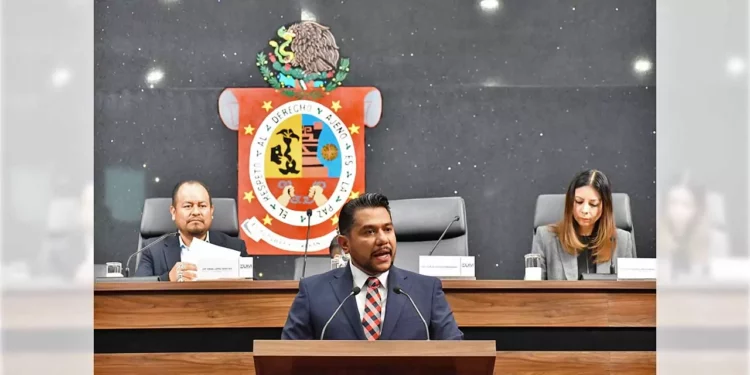 Foto: Congreso de Oaxaca // Comparecencia del titular de SIC, Carlos Vichido Hernández.