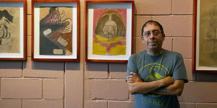 Contiene seis serigrafías, un libro-códice con textos de Daniel Guzmán y Guillermo Santos.