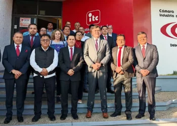 Integrantes del nuevo Comité Directivo para el periodo 2026–2028 encabezados por el arquitecto Misael Pablo Sandoval Domínguez.