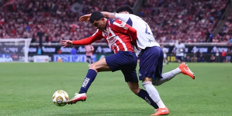 Cruz Azul vs. Chivas EN VIVO: ¿A qué hora y dónde ver el duelo de titanes del Clausura 2026?