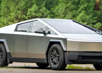 Elon Musk aplica el “ofertón” y desploma el precio de la Cybertruck