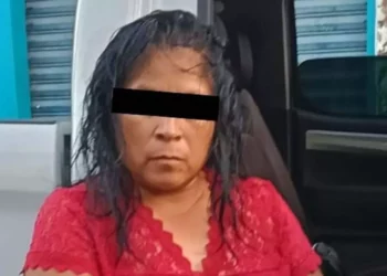 Fueron detenidas dos personas y aseguradas diversas sustancias ilícitas.