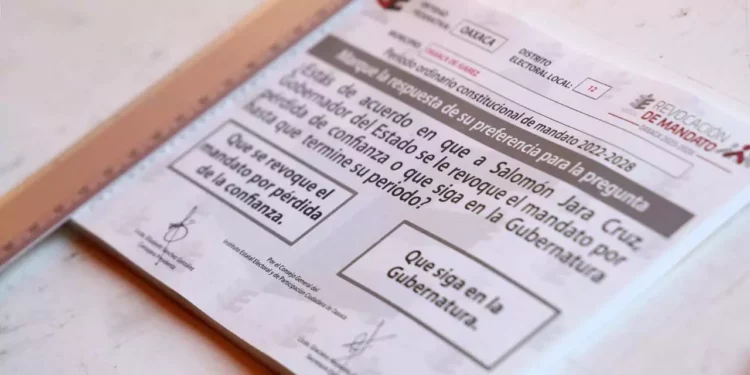 Foto: Cuartoscuro – ilustrativa // Realizaron manipulación mediática a través de páginas ligadas a Morena Oaxaca, extrabajadoras del gobierno jarista, medios de comunicación “impostores” y hasta Badabun, según datos oficiales de Facebook. (cabeza)