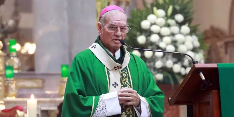 Foto: Adrián Gaytán // El arzobispo de Antequera Oaxaca, Pedro Vázquez Villalobos.