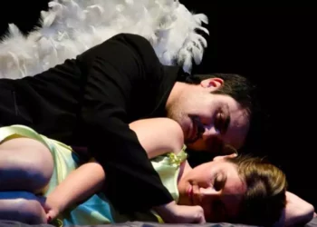 Fotos: Cortesía Cuauhpanco Teatro // El espectáculo teatral cuenta con 18 actores en escena y está conformado por siete obras cortas.