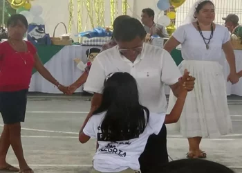 El padre “Chanito” expresó su agradecimiento a la feligresía por el apoyo y la apertura al mensaje del Evangelio.
