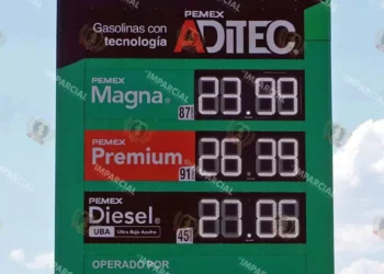 Foto: Adrián Gaytán // El precio de la gasolina ayer 26 de febrero.