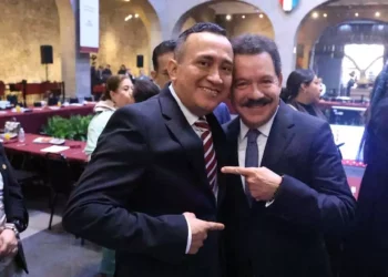 Foto: cortesía // El senador oaxaqueño Antonino Morales con Ignacio Mier.