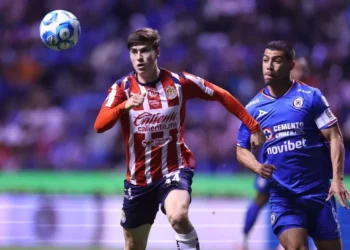¡Jornada de locura! Chivas retiene el liderato, Toluca y Pumas rugen como únicos invictos en la Liga MX
