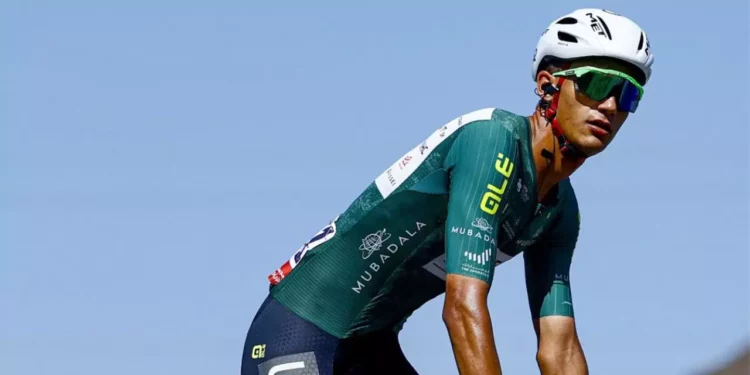 Isaac del Toro acecha el liderato del UAE Tour 2026: Así marcha el “Torito” tras la Etapa 4