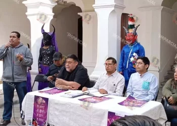 Fotos: Lisbeth Mejía Reyes // La intención es que las y los propios oaxaqueños conozcan de las tradiciones de otras comunidades.