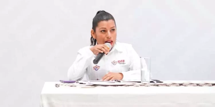 Maribel Salinas Velasco fue separada de su cargo como directora general del Sistema DIF.