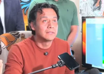 Escándalo en la SEP: Marx Arriaga denuncia intento de desalojo y acusa “atentado” contra la Nueva Escuela Mexicana
