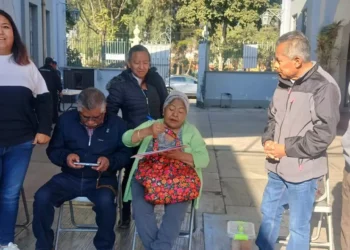 Pacientes del ISSSTE afectados por anomalías en hemodiálisis.