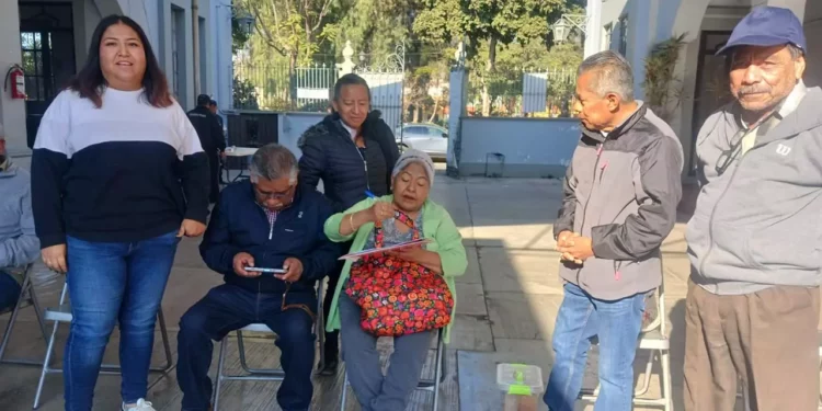 Pacientes del ISSSTE afectados por anomalías en hemodiálisis.