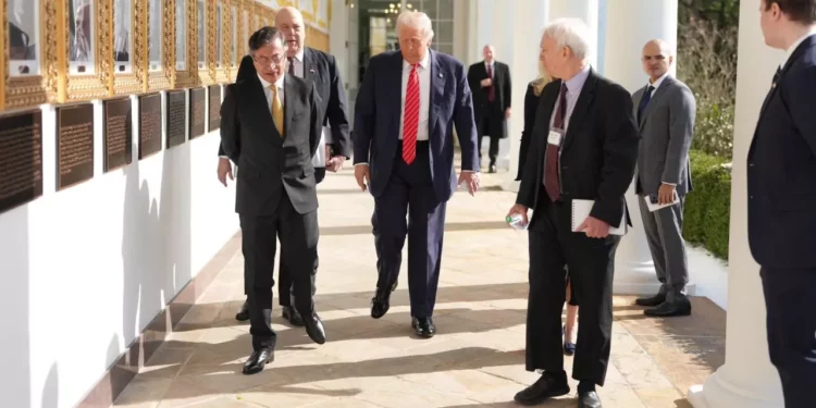 Trump y Petro en la Casa Blanca: un encuentro histórico entre adversarios que buscan reparar relaciones