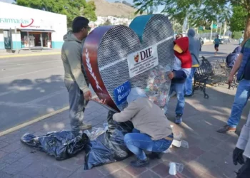 Foto: Municipio de Oaxaca de Juárez // Uno de los programas de limpieza del DIF municipal en el trienio pasado.