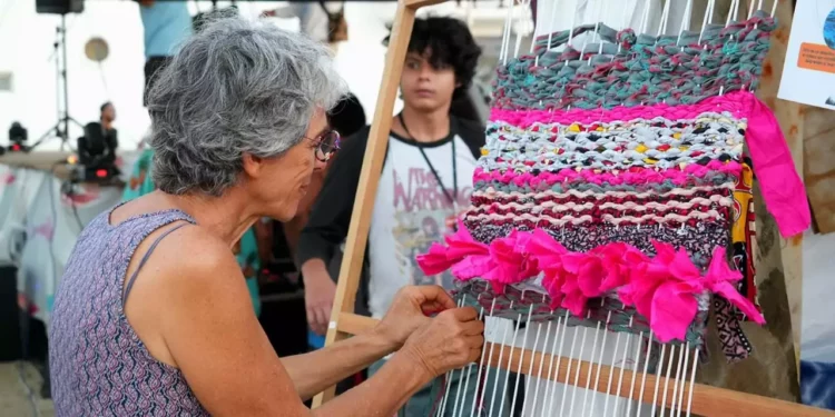 El Festival de Artes MANCHA transforma la playa de Zipolite en una galería abierta