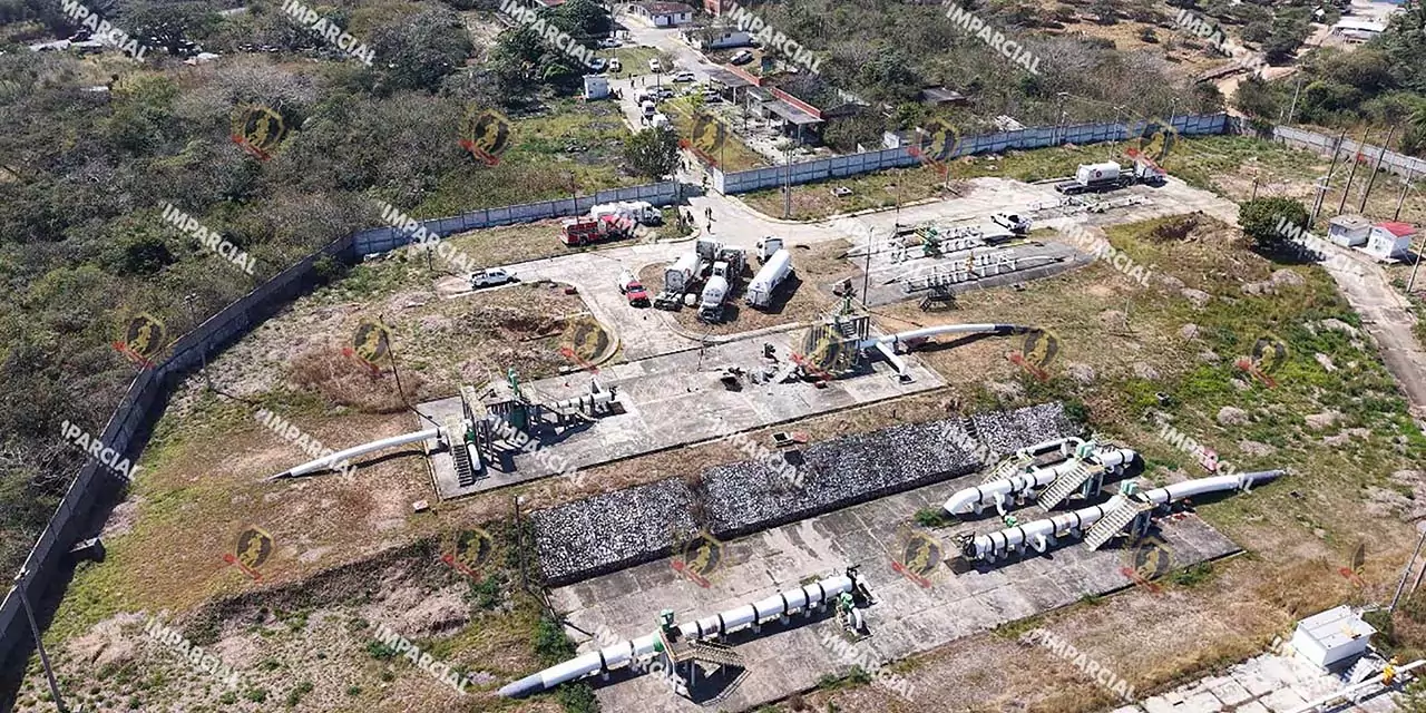 Pemex informó que el incidente ocurrió mientras se realizaban trabajos de inyección de nitrógeno en el ducto Nuevo Teapa–Salina Cruz