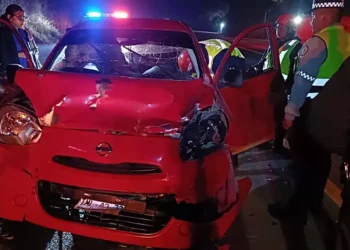 Muere automovilista en trágico accidente frente a su esposa, en Lagunas