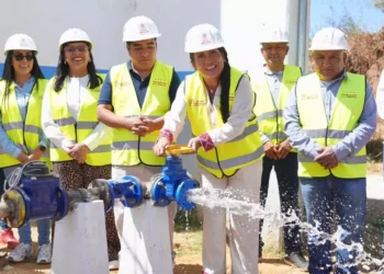 Entrega Nancy Benítez cinco obras para mejorar el abasto de agua, la salud y la movilidad