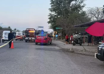 Ejecutan a taquero en inmediaciones del Canal 33, en Juchitán