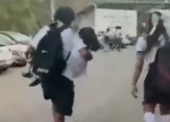 VIDEO | Violencia en Acapulco: ataque armado deja un chofer muerto y dos estudiantes heridas