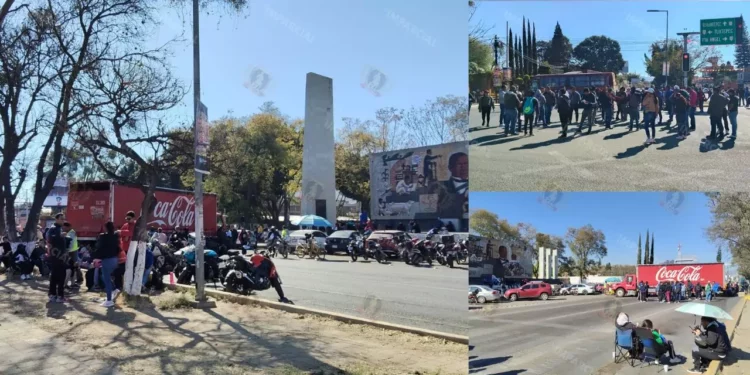 VIDEO | Bloqueo magisterial paraliza el oriente de Oaxaca y provoca caos vial