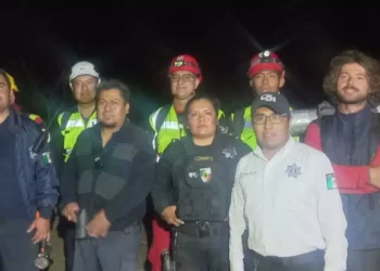 VIDEO | Rescatan con vida a ciudadano francés en barranca de Teotitlán del Valle