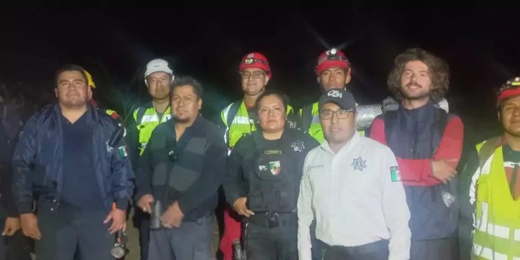 VIDEO | Rescatan con vida a ciudadano francés en barranca de Teotitlán del Valle