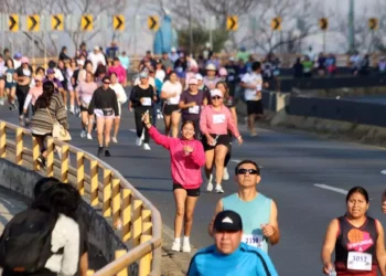 Foto: Leobardo García Reyes // Celebran su día corriendo en la Verde Antequera.
