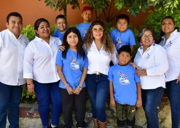 Fotos: Rubén Morales // El equipo de la Casa de Luz y descanso.
