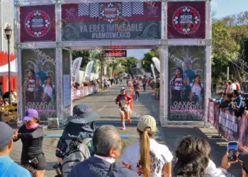 Fotos: Leobardo García Reyes // Fueron más de tres mil los participantes.