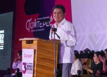 Foto: Redes sociales // Irineo Molina, en su administración en Tuxtepec el mayor monto de contratos sin licitación.